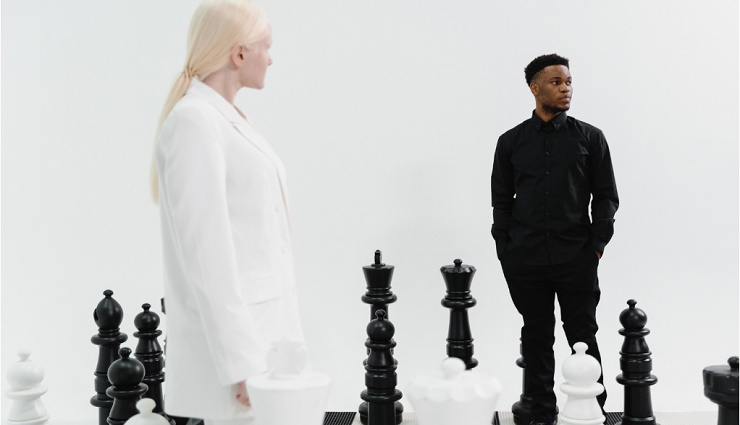 تفکر سیاه و سفید ،تفکر سیاه و سفید چیست؛ آسیب‌ها و راه‌های مقابله با آن ،تفکر سیاه و سفید چیست؟ ،آسیب‌های تفکر سیاه و سفید