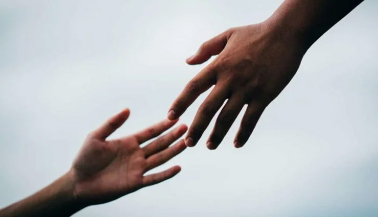 خودکشی ،به فرد مستعد خودکشی چه نگوییم؟ ،بایدها و نبایدها در صحبت با فرد دارای تمایل خودکشی ،ابزارهای خودکشی