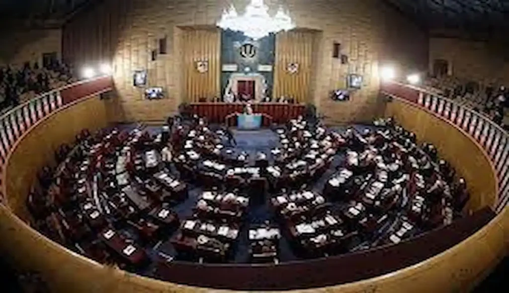 برگزاری انتخابات مجلس خبرگان در غیاب 3 چهره/تنور انتخابات مجلس خبرگان چگونه گرم می‌شود؟