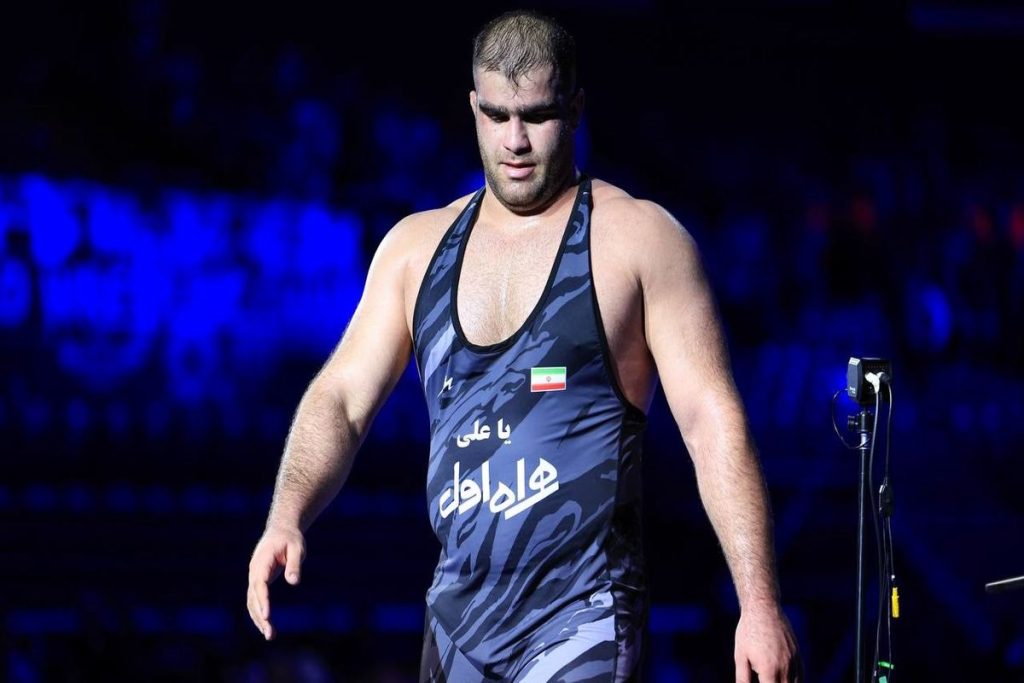 کشتی فرنگی قهرمانی جهان/ مدال طلای خوشرنگ به میرزازاده رسید