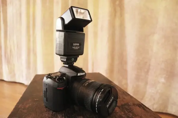 راهنمای خرید فلاش روی دوربین | بهترین راهنمای خرید فلاش اکسترنال 4 عدد راهنمای فلاش اکسترنال