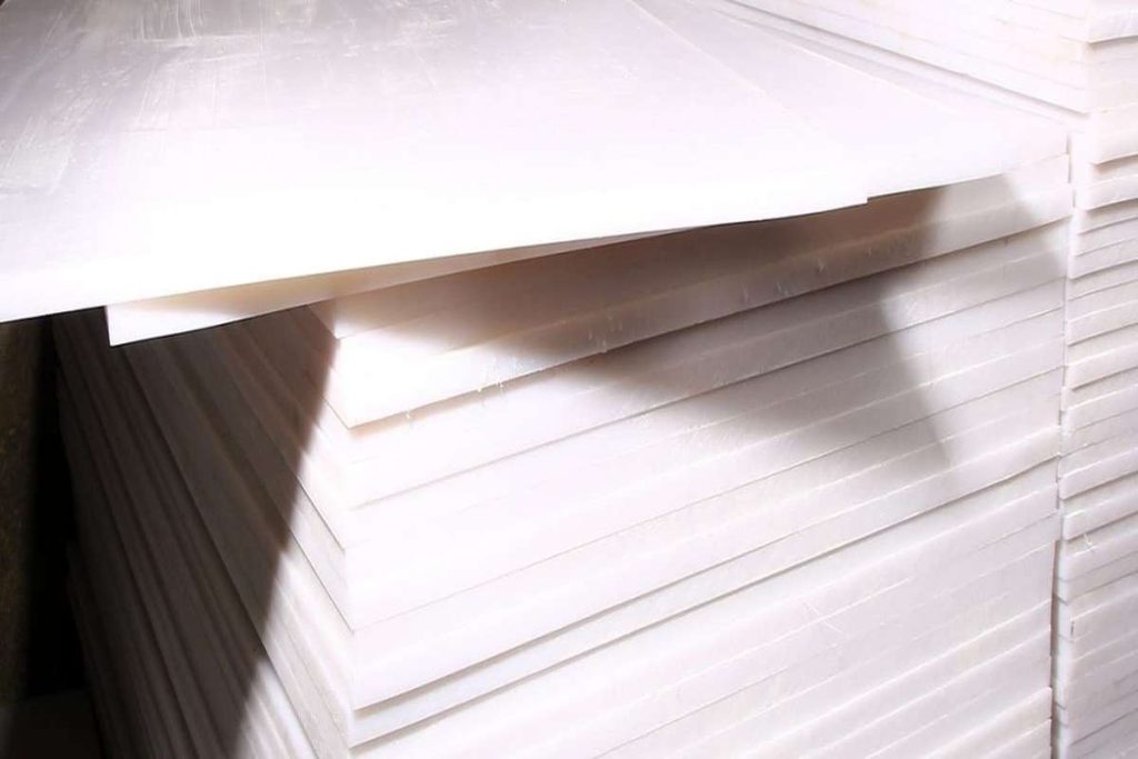 بررسی عوامل نوسانات قیمت ورق پلی اتیلن PE