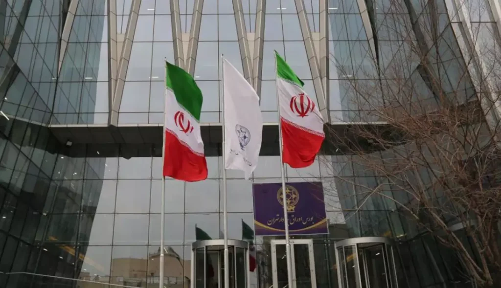 لزوم عرضه شرکت های بزرگ دولتی از طریق بورس