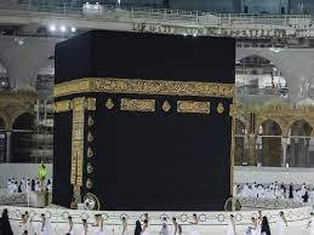 مراسم دوخت پرده جدید کعبه+عکس