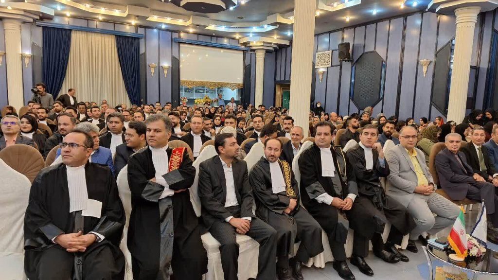 ۹۲ کارآموز وکالت در قزوین مراسم تحلیف بجای آوردند 