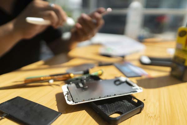 زمان زمان یادگیری تعمیرات موبایل چه مقدار است؟ 4 دانش کافی در نرم افزار موبایل