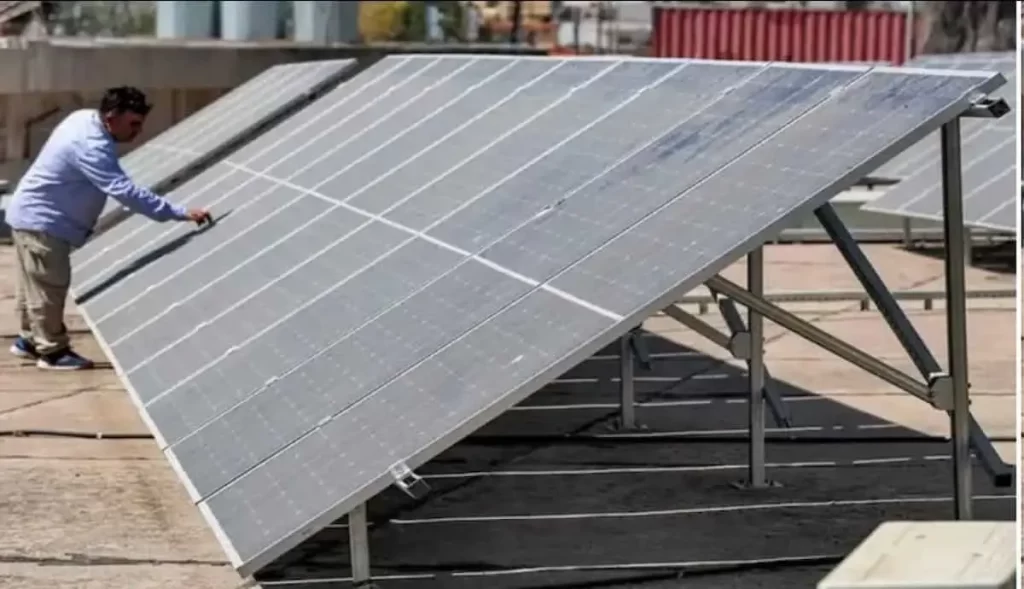 انرژی خورشیدی معضل قطع برق را در عراق حل می‌کند؟