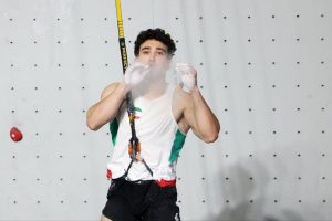 رضا علیپور قهرمان مسابقات سنگنوردی کاپ آسیا شد - خبرگزاری مهر | اخبار ایران و جهان