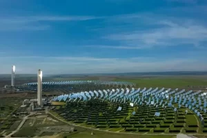 سونامی پنل‌های خورشیدی در راه است؟/ ۷۸ میلیون پنل تا سال ۲۰۵۰ به محل دفن زباله می‌روند