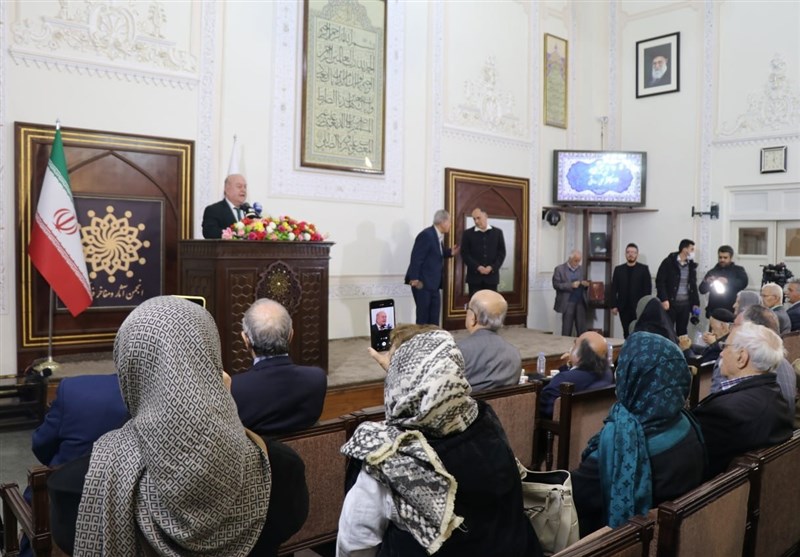 1704091691 253 رواقی؛ استاد مسلم پژوهش های نوین در عرصه هنر و