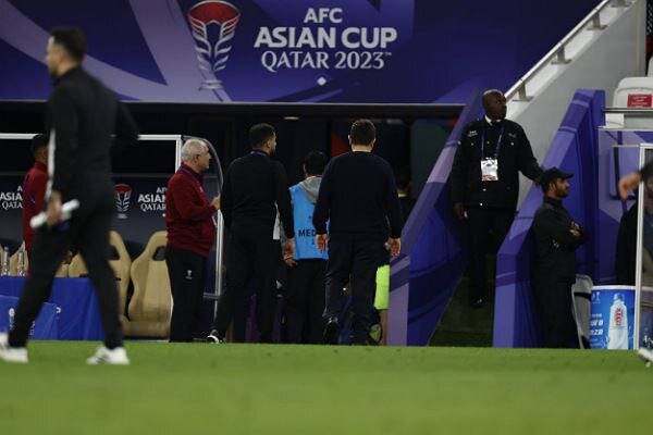 سرمربی تیم ملی فوتبال نفر سوم سرزمین است/لیاقت قهرمانی داشتیم - خبردار 2 سرمربی تیم ملی فوتبال نفر سوم کشور است/لیاقت قهرمانی داشتیم