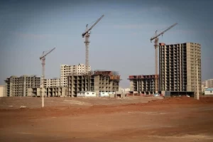 پیامدهای مدیریت چندگانه طرح های مسکن دولتی در ایران / وعده‌های پوچ ساخت مسکن، مردم را در انتظار فرو برده است