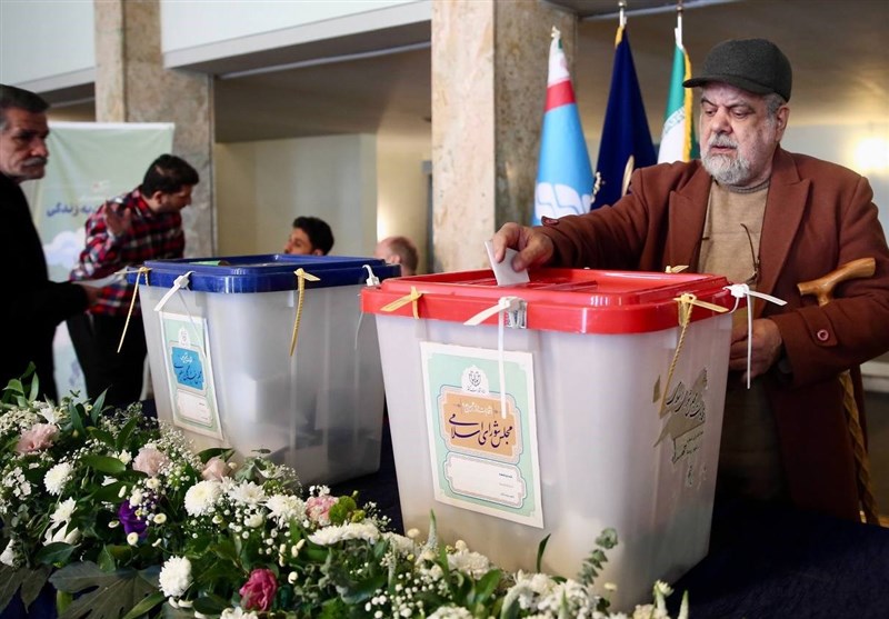 وجود هنرمندان پای صندوق رای به روایت عکس 26 تالار وحدت , تخلفات انتخاباتی ,