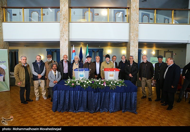 وجود هنرمندان پای صندوق رای به روایت عکس 2 تالار وحدت , تخلفات انتخاباتی ,