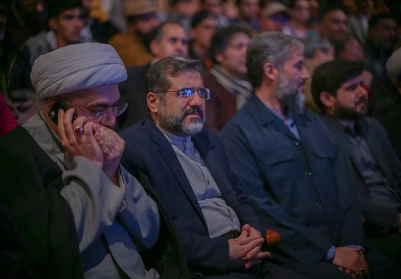تاکید وزیر ارشاد بر توسعه کمی و کیفی جشنواره ملی تئاتر شبستان