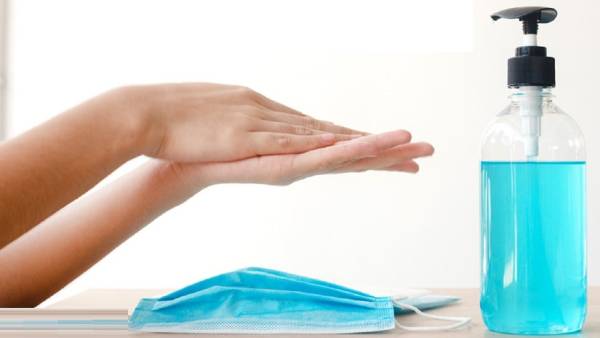 آسیب استفاده از ضدعفونی کننده‌های دست و تاثیر آن روی مغز