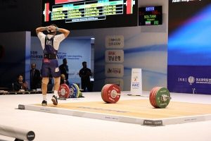 وزنه‌برداری یک مدال از المپیک بگیرد خوب است/ باید حمایت شویم