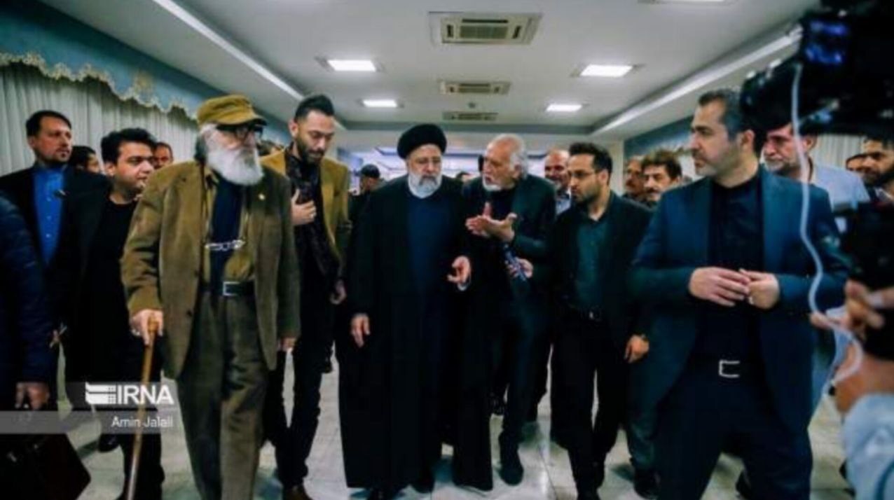 چند قاب از شهید ابراهیم رئیسی با اهالی فرهنگ و هنر_خبررسان 3 فرهنگ و هنر , هنرمندان , سید ابراهیم رئیسی ,