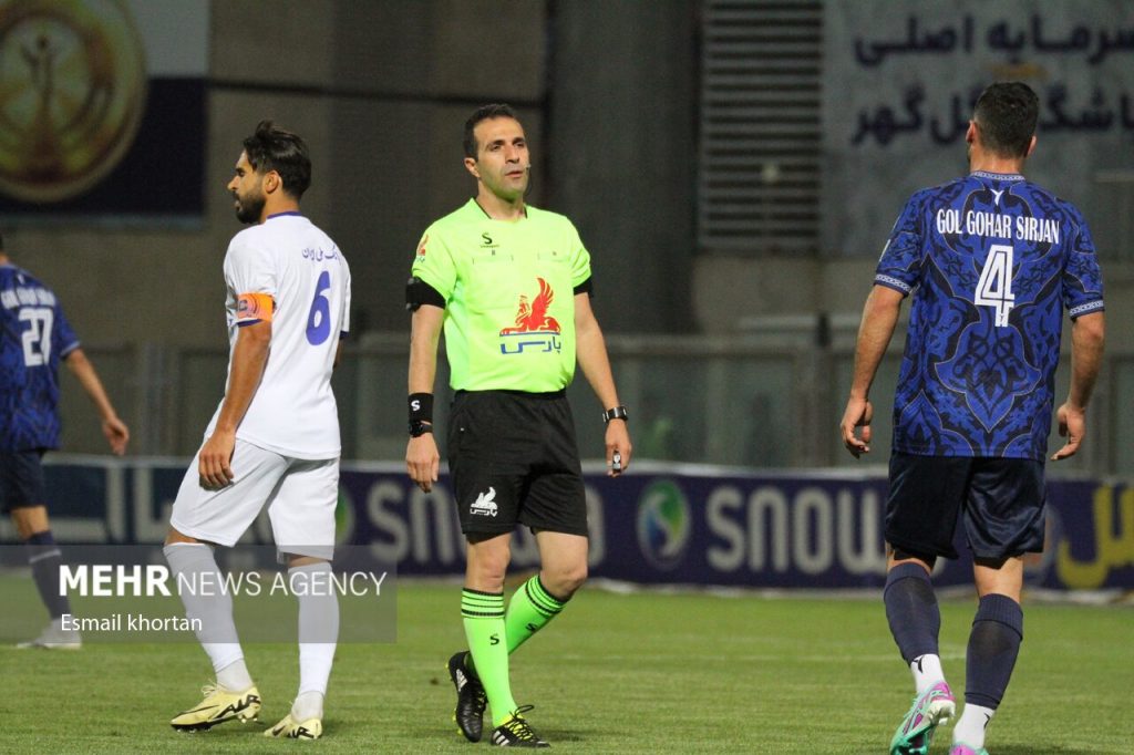 تغییر عجیب پیراهن گل گهر در دیدار با شمس آذر - خبرگزاری مهر | اخبار ایران و جهان