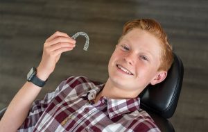 تاثیر الاینر شفاف نامرئی در ارتودنسی کودکان