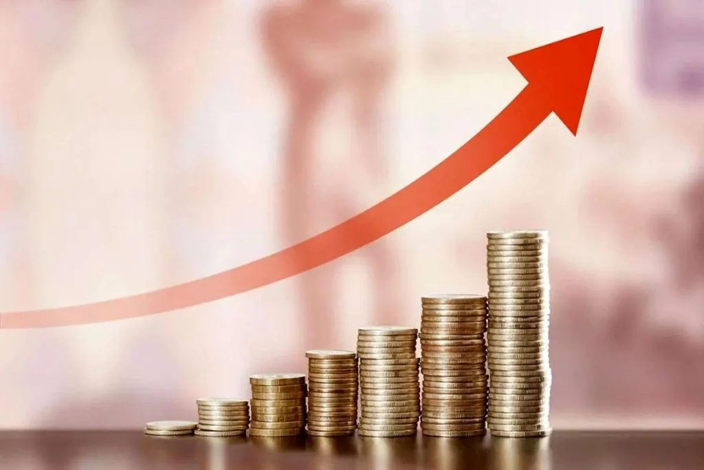 دولت رئیسی سردمدار رشد سالانه نقدینگی و میانگین سالانه تورم در دولت‌های پس از جنگ ایران و عراق