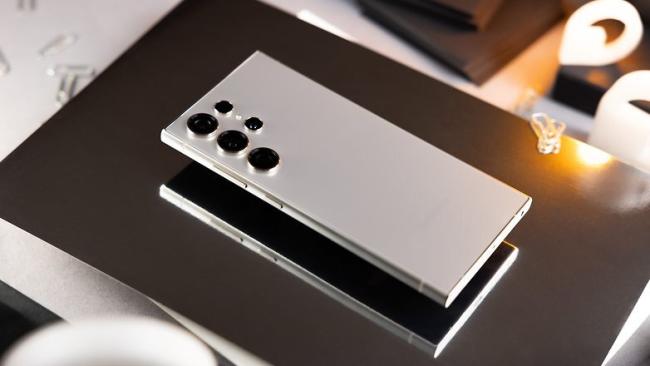 قیاس دو پرچمدار سامسونگ و شیائومی؛ Xiaomi 14 Pro و S24Ultra_خبررسان 2 گوشی سامسونگ S24 Ultra