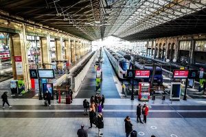 بحران در فرانسه؛ آژیر بمب‌گذاری در پاریس به صدا در آمد - خبرگزاری مهر | اخبار ایران و جهان