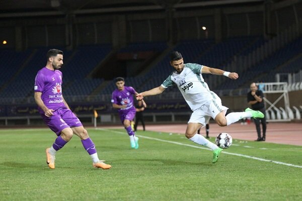 یکه تازی سپاهان در صدر/ خوش شانسی استقلال و پرسپولیس برای نباختن - خبررسان 5 یکه تازی سپاهان در صدر/ خوش شانسی استقلال و پرسپولیس برای نباختن