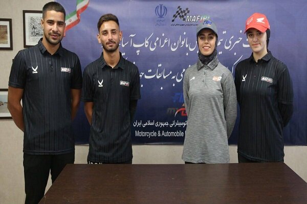 بانوان موتورسوار اعزامی ایران به مسابقات بین المللی چه انها گفتند؟ - خبررسان 2 بانوان موتورسوار اعزامی ایران به مسابقات بین المللی چه گفتند؟