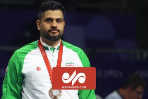 مراسم اهدای مدال برنز حامد حق‌شناس در مسابقات پاراتکواندو