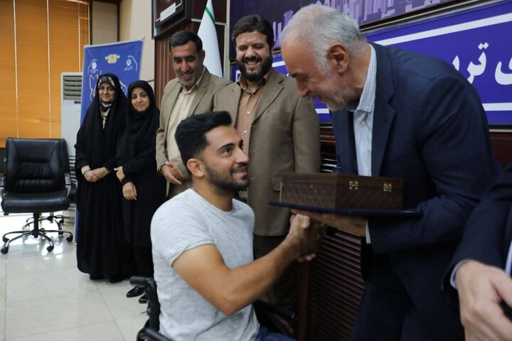 ۸مدال آور استان تهران در مسابقات المپیک و پارالمپیک۲۰۲۴تقدیر شدند - خبررسان 3 مدال آور استان تهران در مسابقات المپیک و پارالمپیک ۲۰۲۴تقدیر شدند
