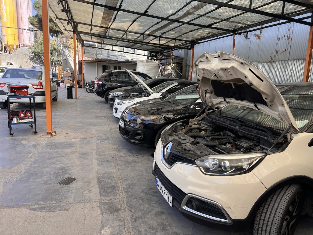 تعمیرکار گیربکس اتوماتیک در تعمیرگاه ایران رنو