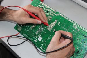 دوره آموزش تعمیرات تجهیزات پزشکی در تبریز و در آموزشگاه پارسیان