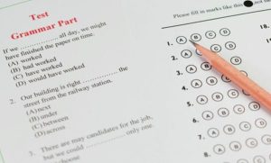 انواع آزمون‌های زبان انگلیسی: راهنمایی کامل برای انتخاب آزمون بین‌المللی زبان انگلیسی