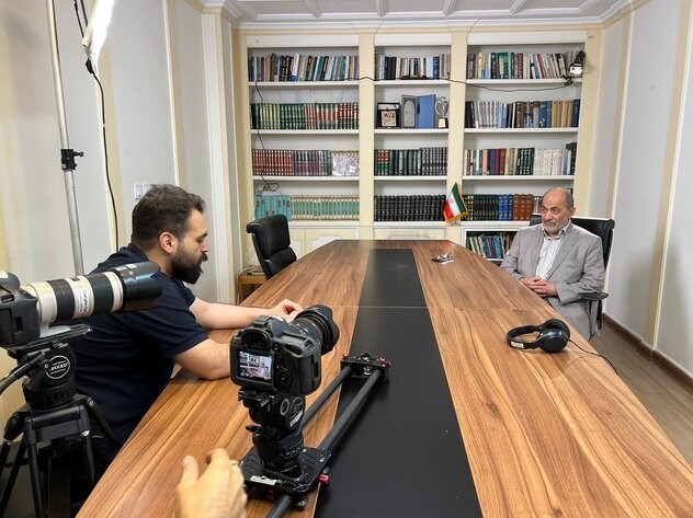 بهشتی یا خلخالی؟ قضیه این است!/"ضد قهرمان" در «سینما حقیقت»_خبررسان 2 مستند , سینما , سینمای ایران , شهید بهشتی , جشنواره بینالمللی سینما حقیقت ,