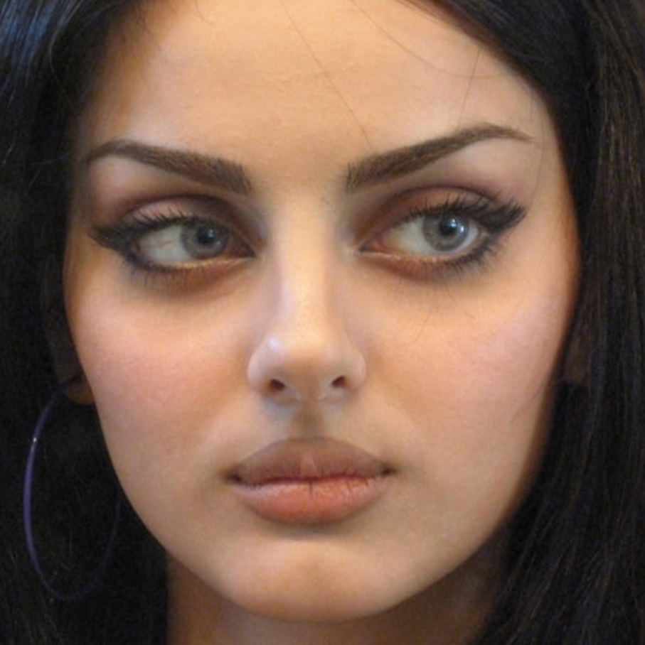 سه دختر زیبای ایرانی در لیست زیباترین و جذابترین زنان جهان ۲۰۲۴ 4 4 5