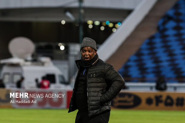 نگاهی به کارکرد سرمربی آفریقایی در استقلال؛ پیستو بدتر از جواد! - خبررسان 2 نگاهی به عملکرد سرمربی آفریقایی در استقلال؛ پیستو بدتر از جواد!