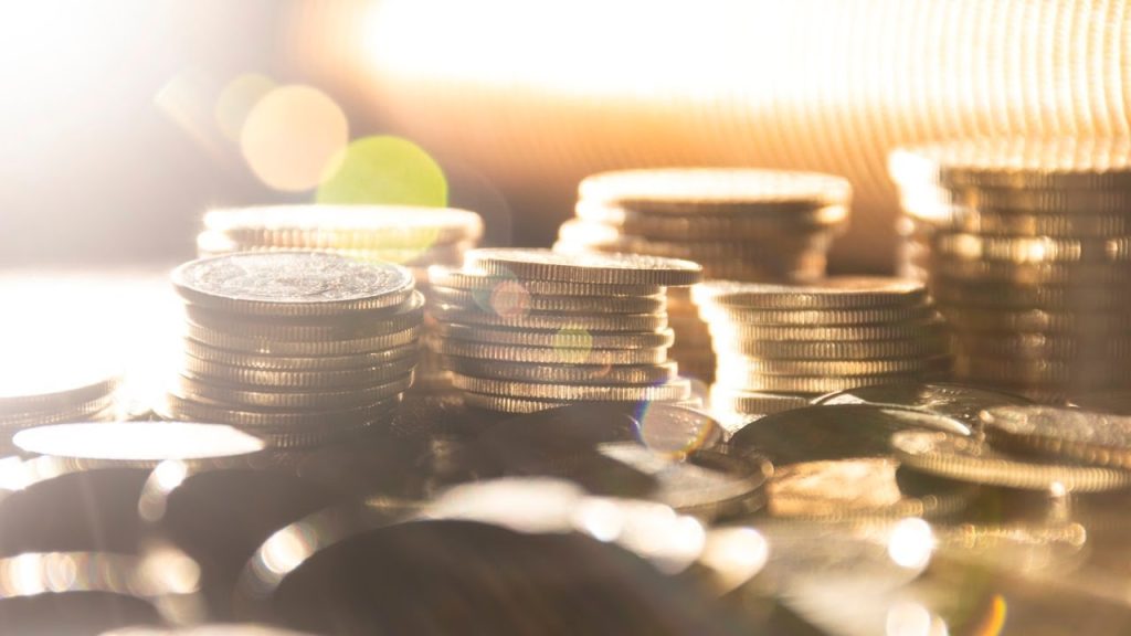 برای سرمایه گذاری طلا بخرم یا سکه؟ کدام بهتر است؟