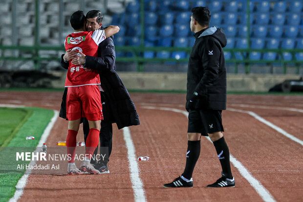 نگاهی به عملکرد پرسپولیس در نیم فصل اول؛ باقری ناکامی گاریدو را جبران کرد