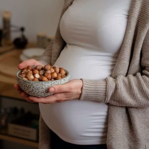 خواص فندق برای زنان در دوران بارداری + نکات مصرف