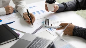 نرم‌ افزارهای تخصصی آریا تدبیر، تحول در مدیریت کسب و کارها 