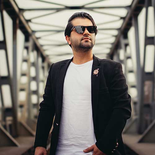 امیر گندم کار خواننده ایرانی را بشناسید