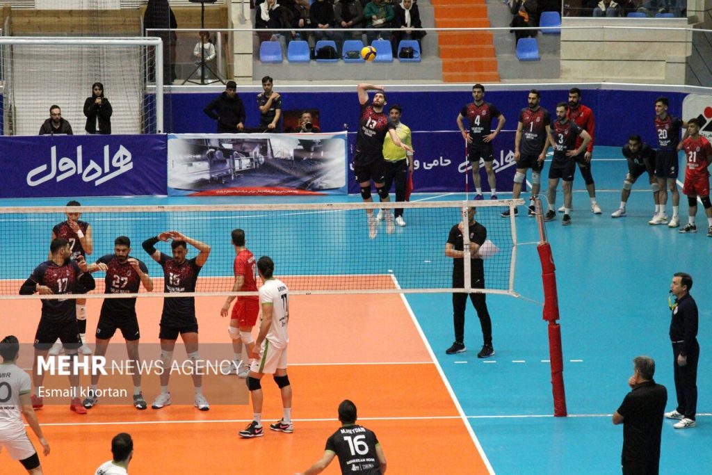 فولادی‌ها با شکست شهرداری ارومیه در یک قدمی فینال لیگ برتر والیبال - خبرگزاری مهر | اخبار ایران و جهان