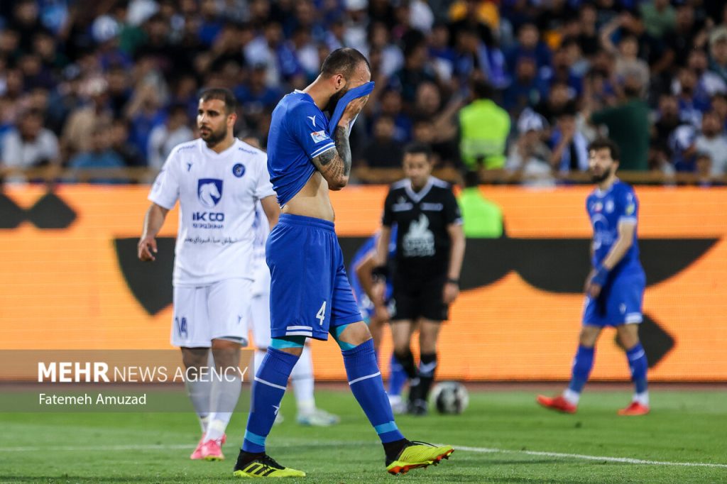 استقلالی‌ها به دنبال تقویت خط دفاع؛ جدایی دو بازیکن قطعی شد؟ - خبرگزاری مهر | اخبار ایران و جهان
