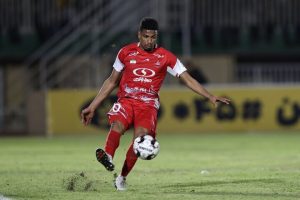 دوخارجی پرسپولیس مقابل در خروجی؛ هموطنان سرمربی در صف!