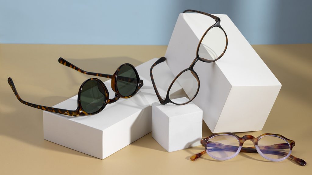 کیف عینک، کوچک اما حیاتی! (اهمیت کیف مناسب را دست کم نگیرید) 3 کیف عینک، کوچک اما حیاتی! (اهمیت کیف مناسب را دست کم نگیرید)