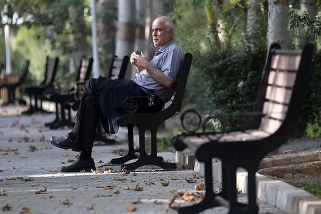 تأخیر در پرداخت حقوق بازنشستگان باعث مشکلات عدیده‌ای برای این قشر شده است