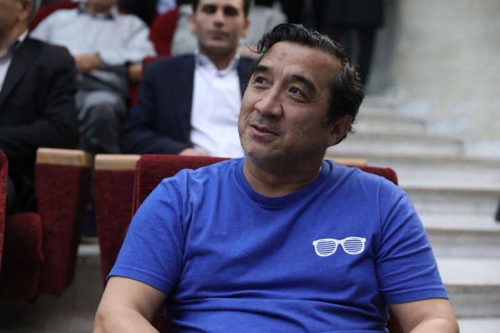 خداداد عزیزی: مشکل اساسی فوتبال مشهد نبود زمین مناسب است - خبرگزاری مهر | اخبار ایران و جهان