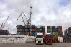 خودداری از ارسال محموله‌های صادراتی و ترانزیتی به بندر شهید رجایی تا اطلاع ثانوی