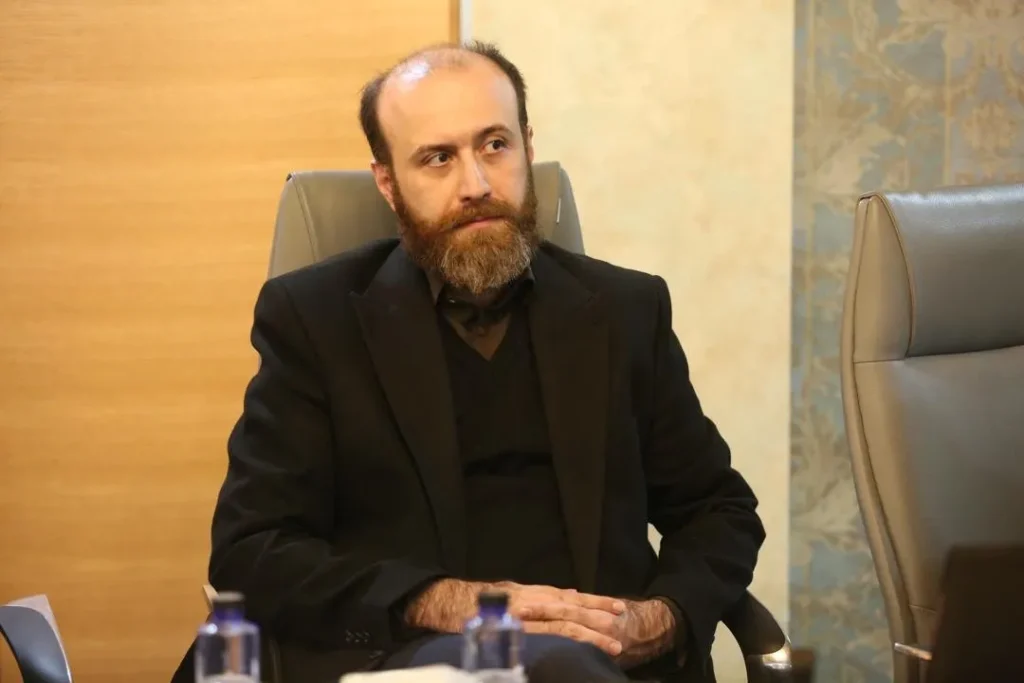 علی صادقی همدانی